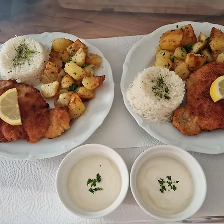 Polar House Bodo בקתה *